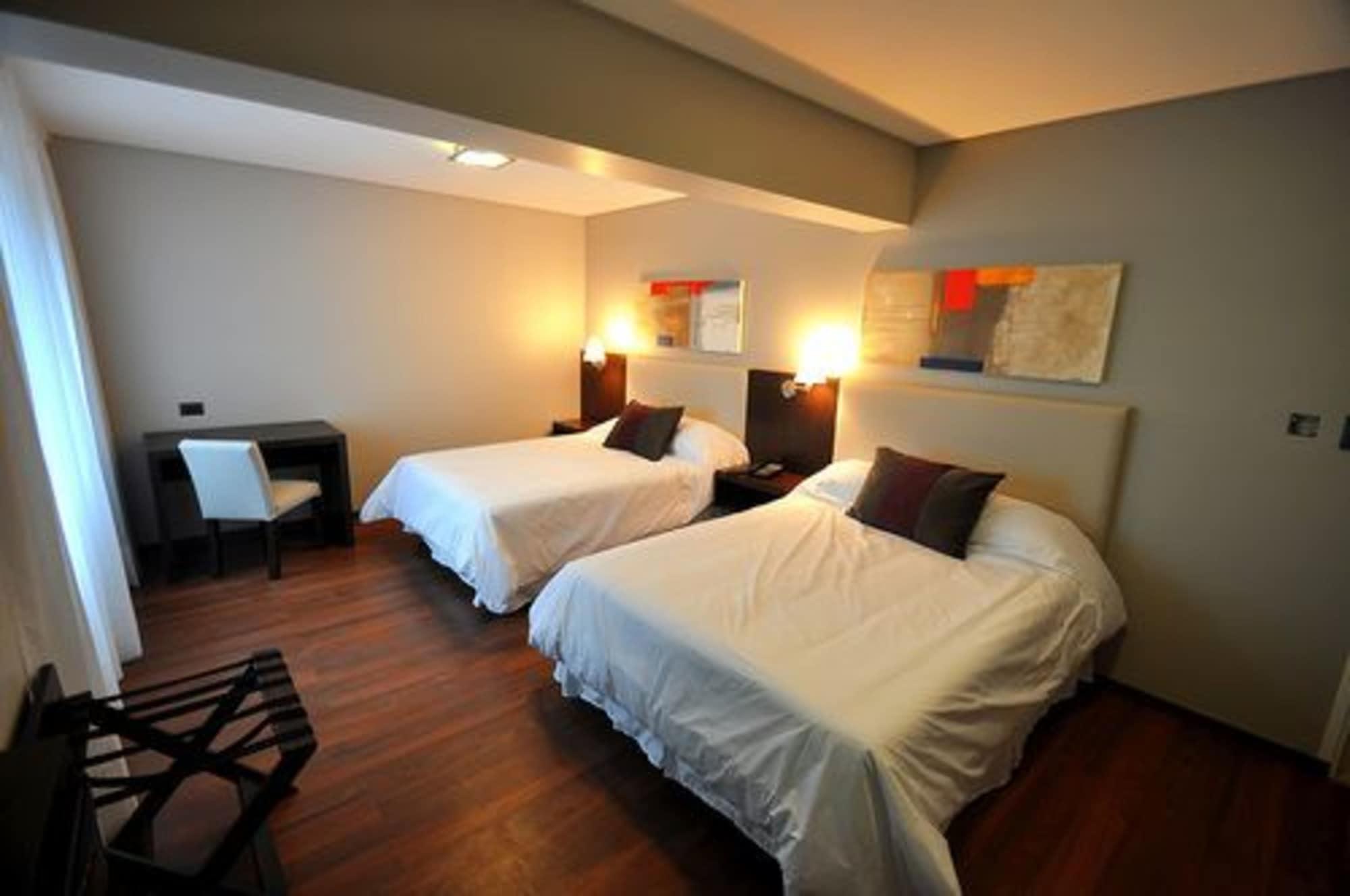 Hotel Bicentenario Suites & Spa San Miguel de Tucumán Kültér fotó