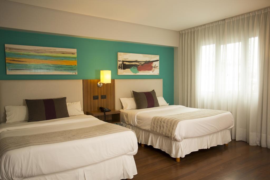Hotel Bicentenario Suites & Spa San Miguel de Tucumán Szoba fotó