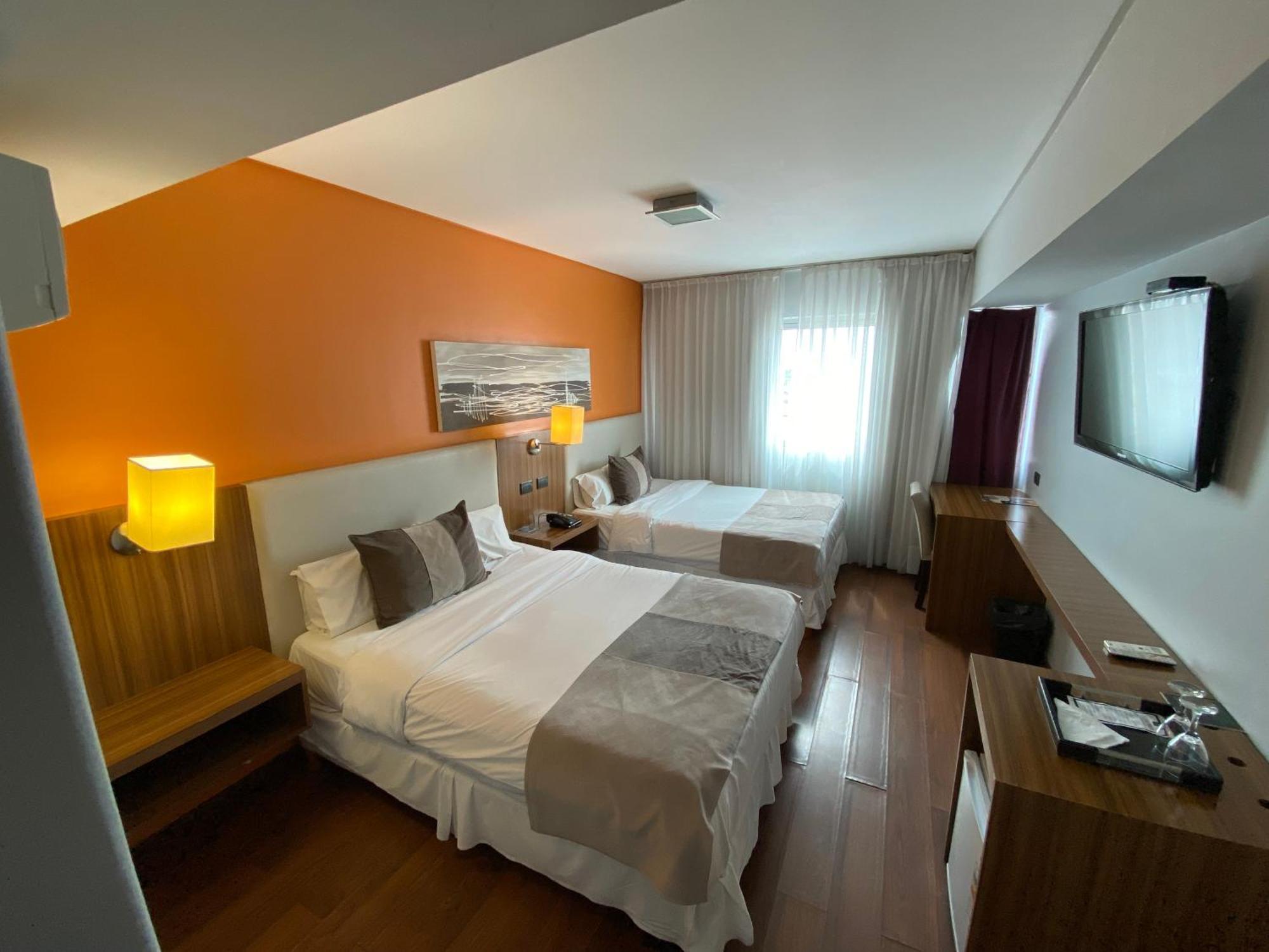 Hotel Bicentenario Suites & Spa San Miguel de Tucumán Kültér fotó